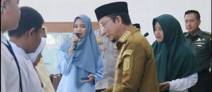 446 Siswa dari SD hingga SMA di Bangka Tengah Mendapatkan Beasiswa dari Baznas